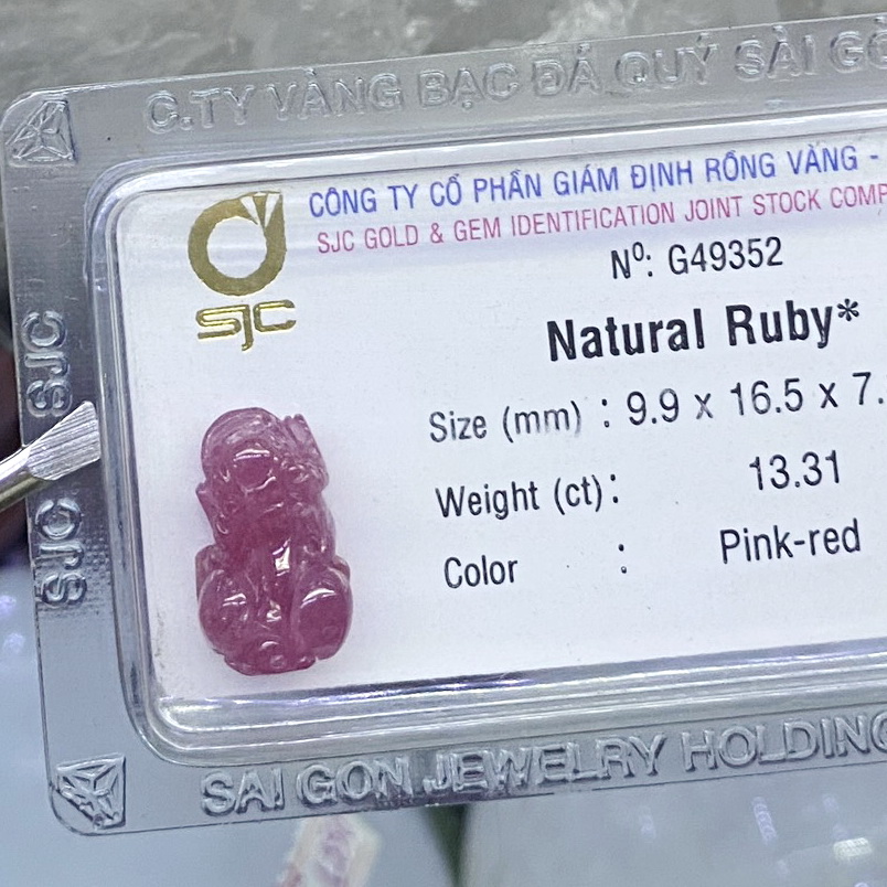 tỳ hưu ruby